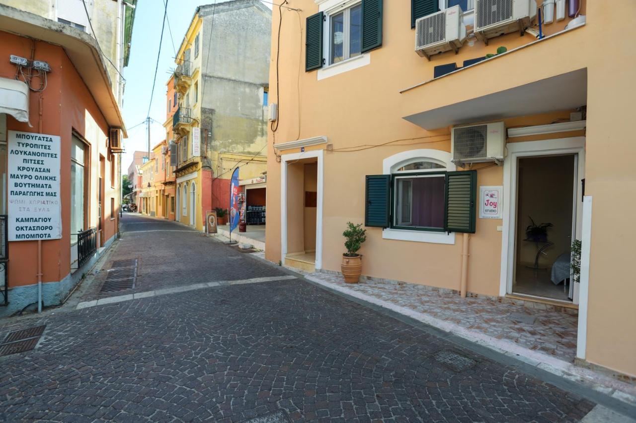 Joy New Port Studio Corfu Town Buitenkant foto